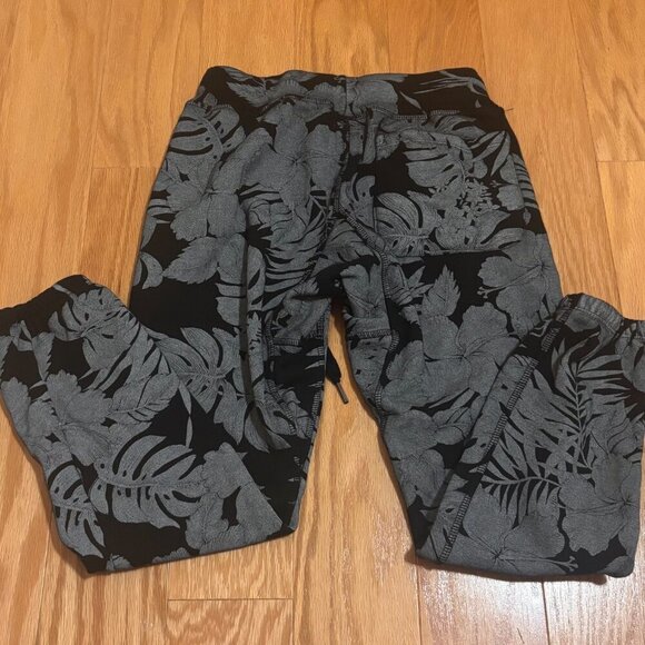 NSF Sayde Gray Floral French Terry Sweatpants - Petite Size - Picture 5 of 6